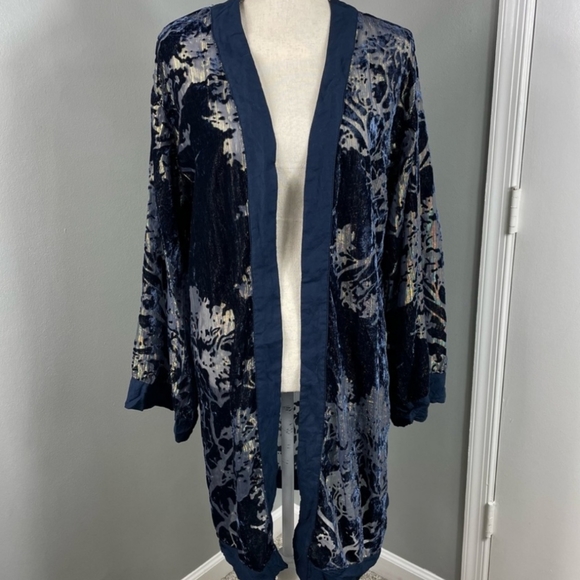 Willow & Clay Jackets & Blazers - VELVET BURNOUT DUSTER S/M